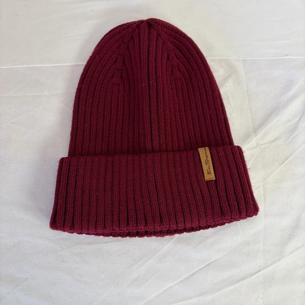 Ben Sherman Rib-Knit Beanie – Burgundy Knit Hat